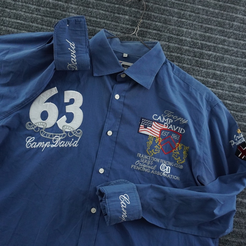Camp David Button Down Shirt Mens XXL Blue Embroidered Fencing Graphic
